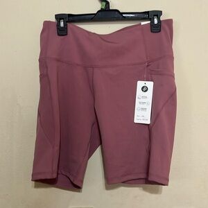 Lilac wicker gym shorts